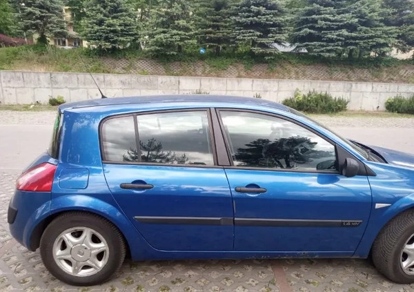 Renault Megane cena 5800 przebieg: 155000, rok produkcji 2004 z Starachowice małe 92